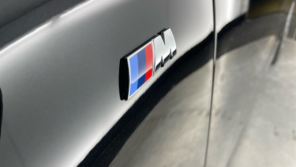 BMW X1 sDrive 20i MHT M Sport 5dr Step Auto Petrol Estate - Image 25