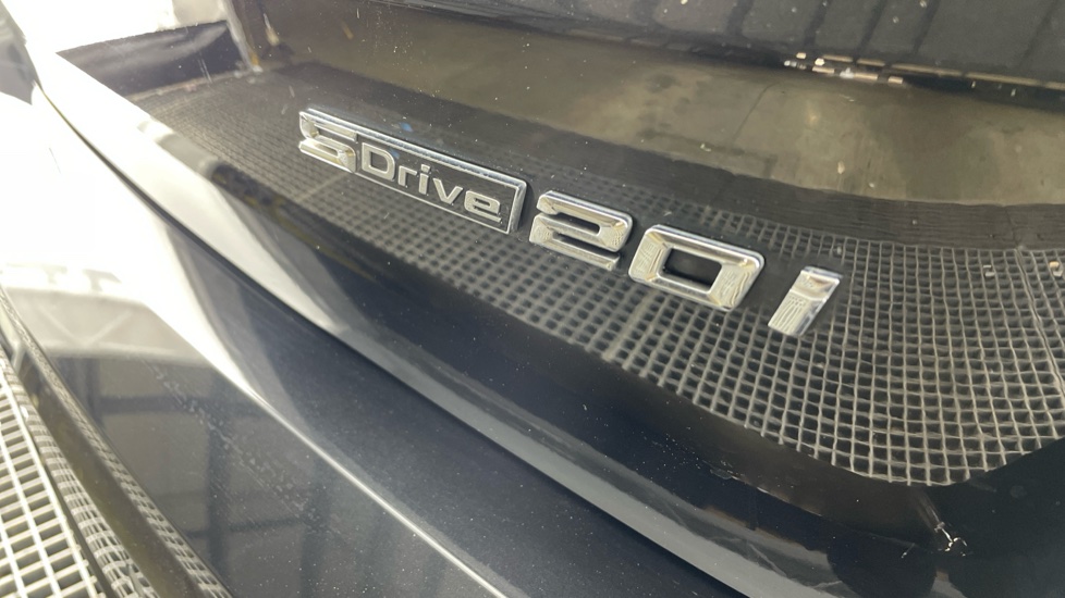 BMW X1 sDrive 20i MHT M Sport 5dr Step Auto Petrol Estate - Image 47