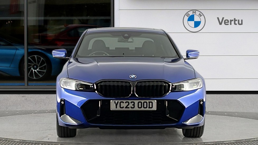 BMW 3 Series 330e M Sport 4dr Step Auto Saloon - Image 16