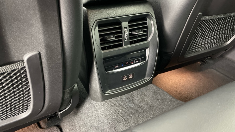 BMW 3 Series 330e M Sport 4dr Step Auto Saloon - Image 33