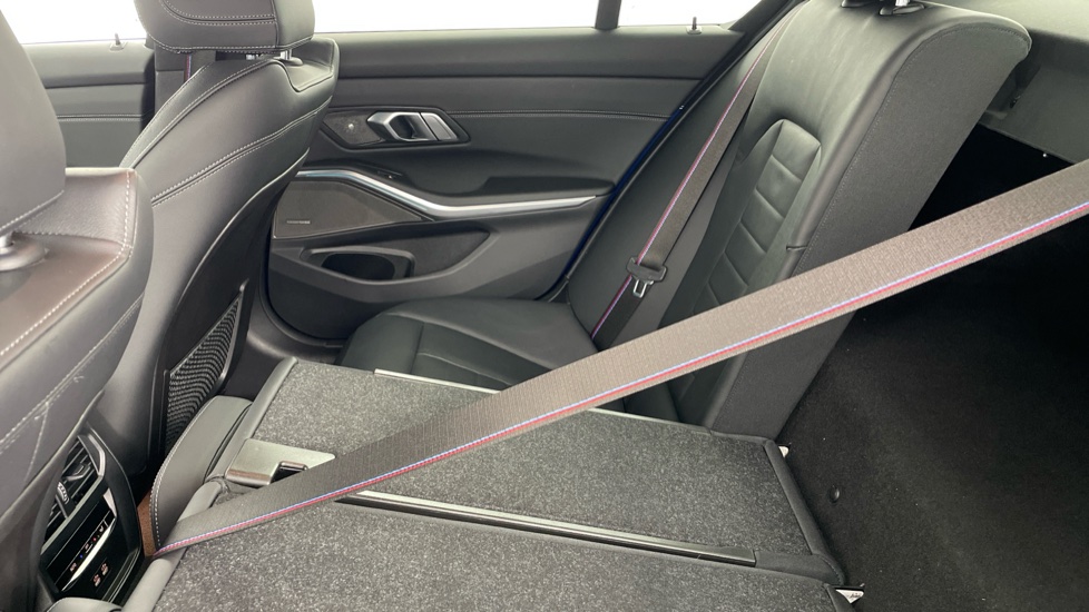 BMW 3 Series 330e M Sport 4dr Step Auto Saloon - Image 38