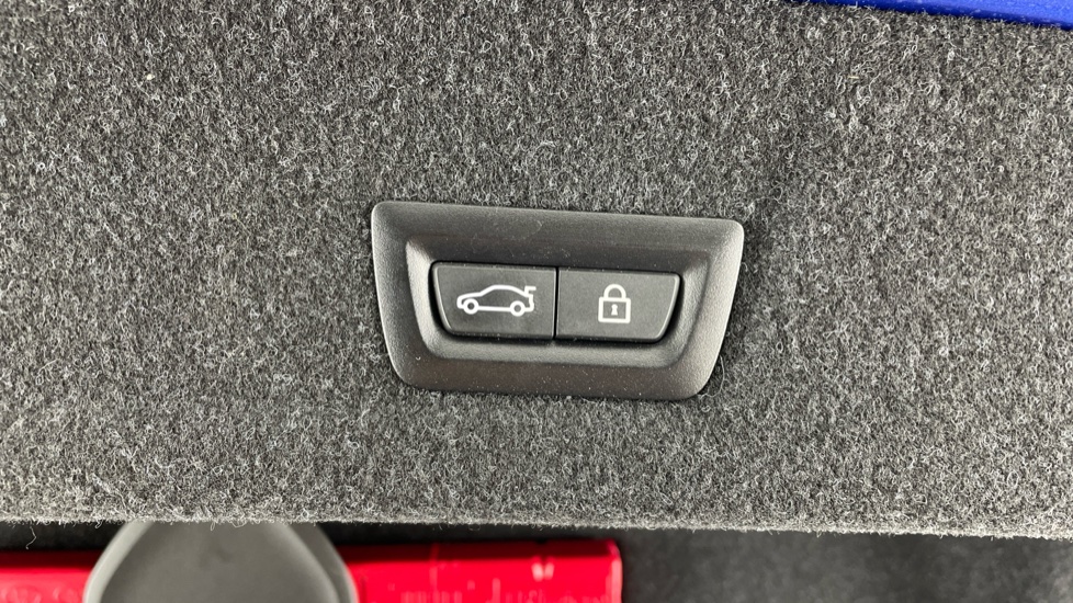 BMW 3 Series 330e M Sport 4dr Step Auto Saloon - Image 44