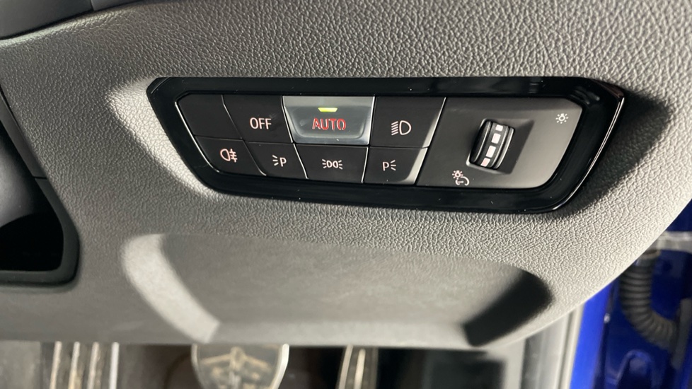 BMW 3 Series 330e M Sport 4dr Step Auto Saloon - Image 55