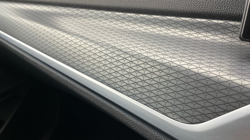 BMW 3 Series 330e M Sport 4dr Step Auto Saloon - Image 71