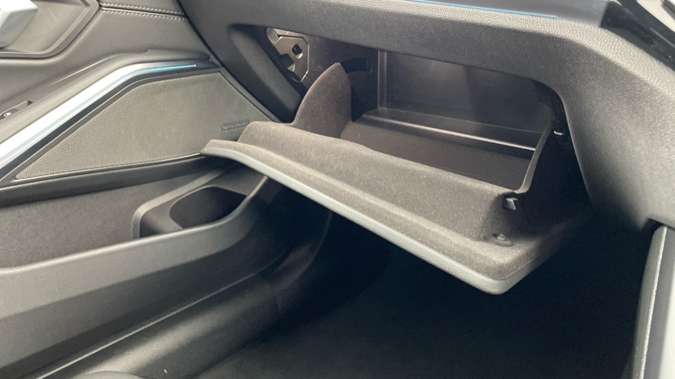 BMW 3 Series 330e M Sport 4dr Step Auto Saloon - Image 72