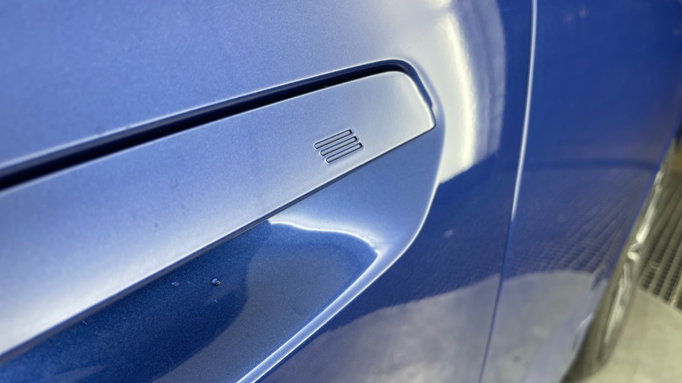 BMW X1 sDrive 20i MHT M Sport 5dr Step Auto Petrol Estate - Image 26