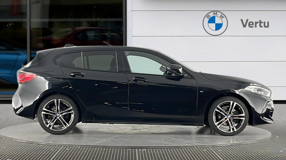 BMW 1 Series 118i [136] M Sport 5dr Step Auto [LCP] Petrol Hatchback - Image 3