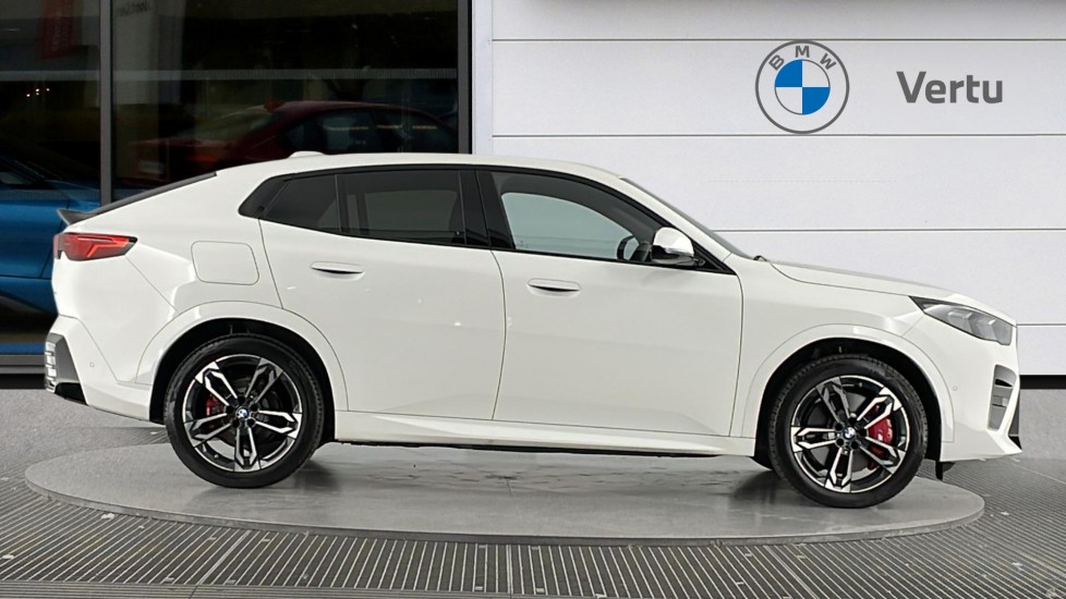 BMW iX2 150kW eDrive20 M Sport 65kWh 5dr Auto [Tech/Pro] Electric Hatchback - Image 3