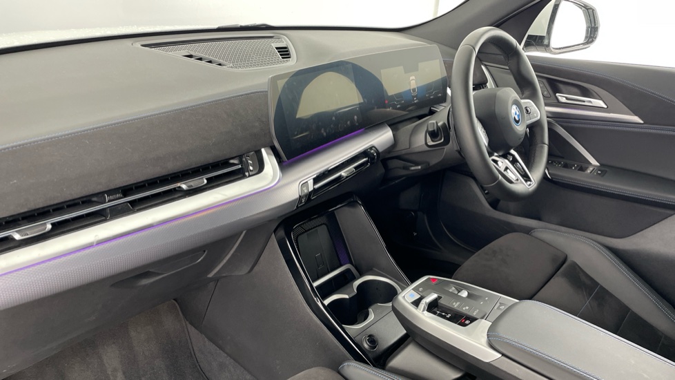 BMW iX2 150kW eDrive20 M Sport 65kWh 5dr Auto [Tech/Pro] Electric Hatchback - Image 7