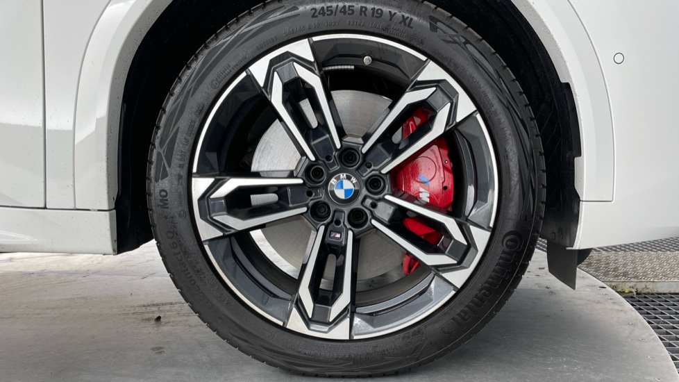 BMW iX2 150kW eDrive20 M Sport 65kWh 5dr Auto [Tech/Pro] Electric Hatchback - Image 14