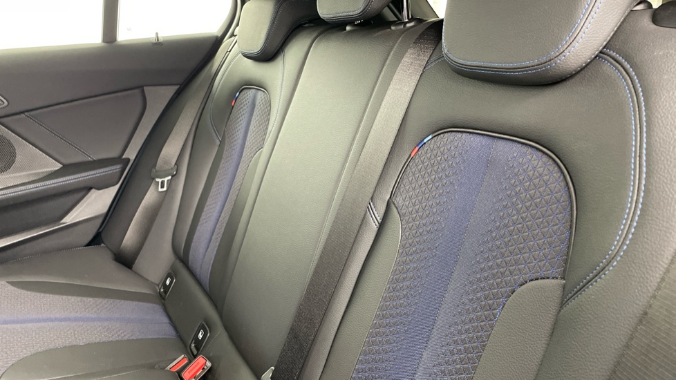 BMW 1 Series 118i [136] M Sport 5dr Step Auto [LCP] Petrol Hatchback - Image 12