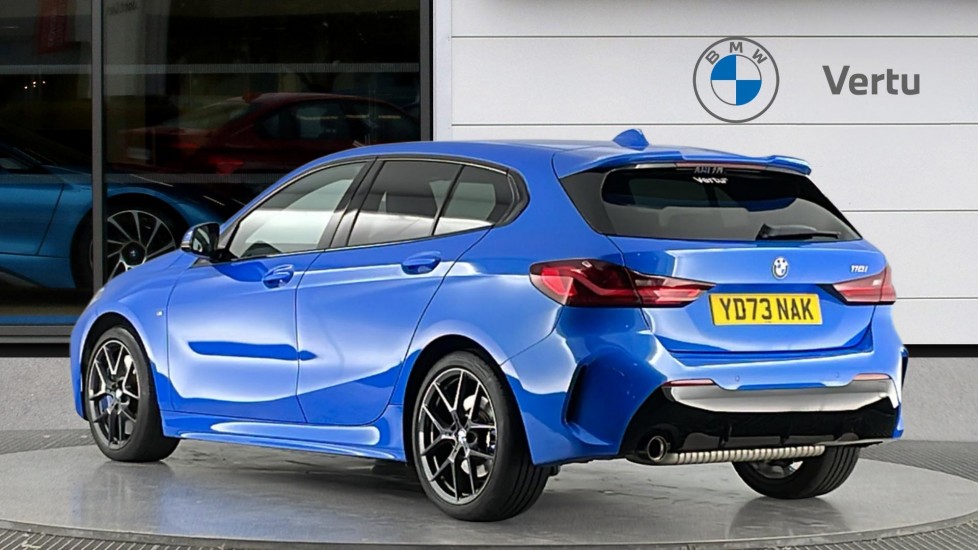 BMW 1 Series 118i [136] M Sport 5dr Step Auto [Pro Pack] Petrol Hatchback - Image 2