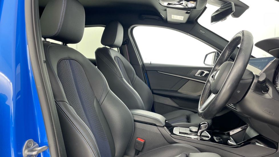 BMW 1 Series 118i [136] M Sport 5dr Step Auto [Pro Pack] Petrol Hatchback - Image 11