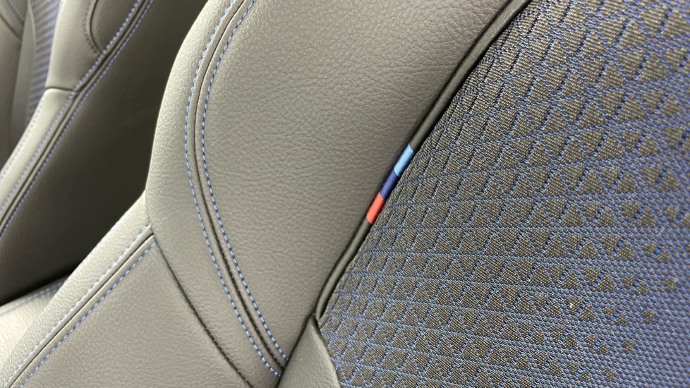 BMW 1 Series 118i [136] M Sport 5dr Step Auto [Pro Pack] Petrol Hatchback - Image 29