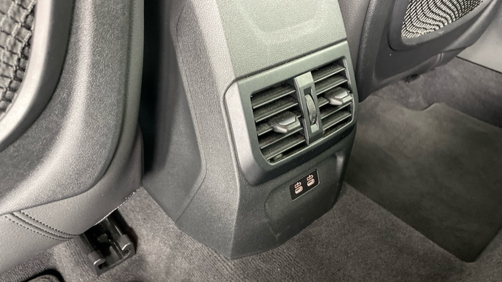 BMW 1 Series 118i [136] M Sport 5dr Step Auto [Pro Pack] Petrol Hatchback - Image 31