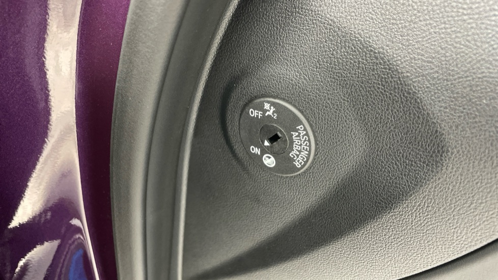 BMW M4 xDrive Competition M 2dr Step Auto [Ultimat Pk] Petrol Coupe - Image 32