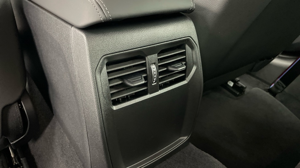 BMW M4 xDrive Competition M 2dr Step Auto [Ultimat Pk] Petrol Coupe - Image 34