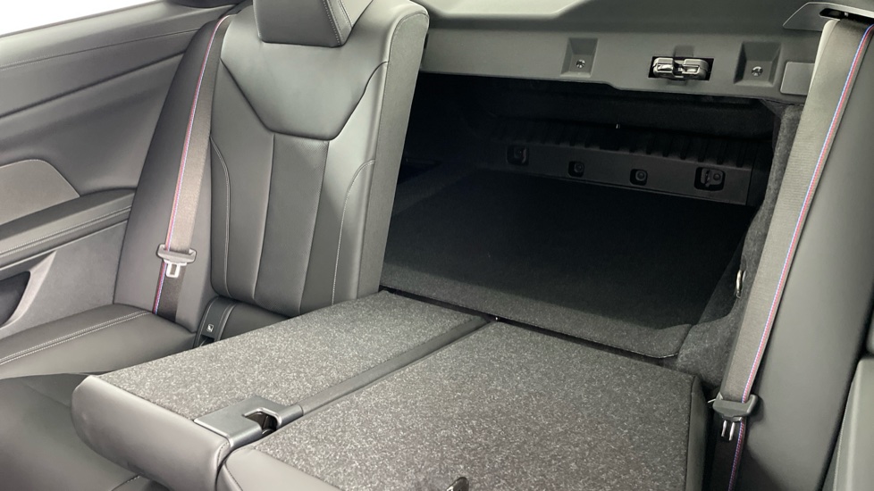 BMW M4 xDrive Competition M 2dr Step Auto [Ultimat Pk] Petrol Coupe - Image 38