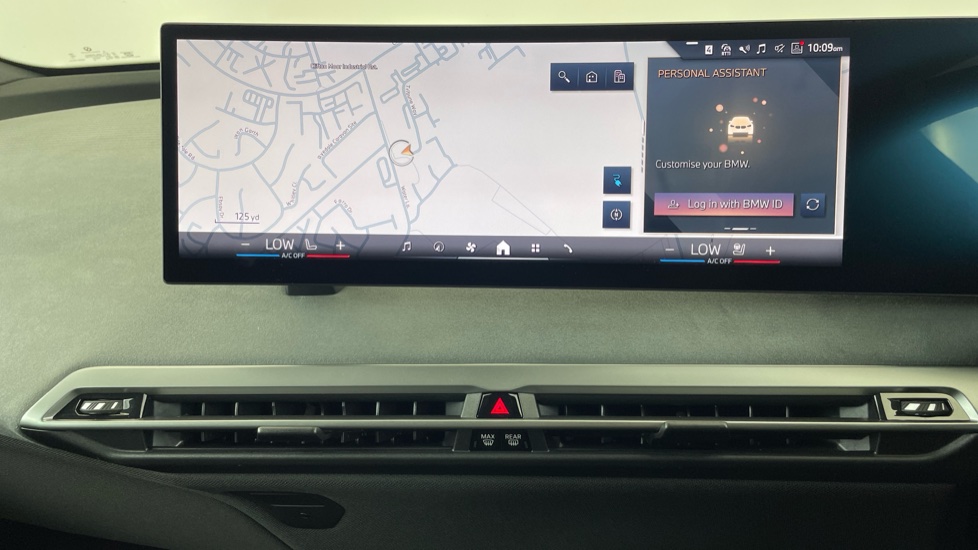 BMW iX 300kW xDr45 M Sport 101kWh 5dr Auto [Tech/Sky/Pro] Electric Estate - Image 8