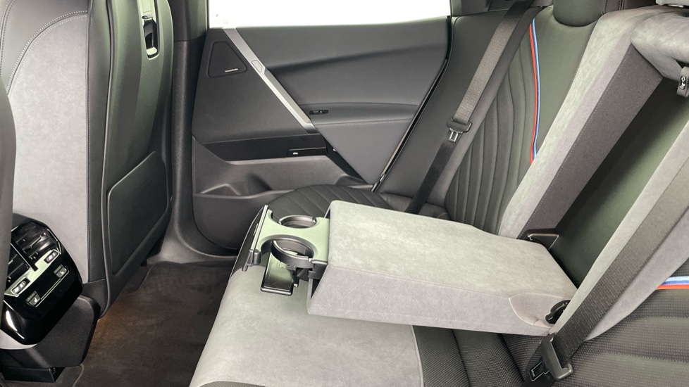 BMW iX 300kW xDr45 M Sport 101kWh 5dr Auto [Tech/Sky/Pro] Electric Estate - Image 35