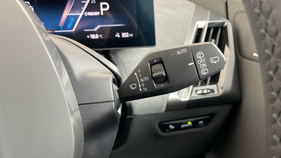 BMW iX 300kW xDr45 M Sport 101kWh 5dr Auto [Tech/Sky/Pro] Electric Estate - Image 61