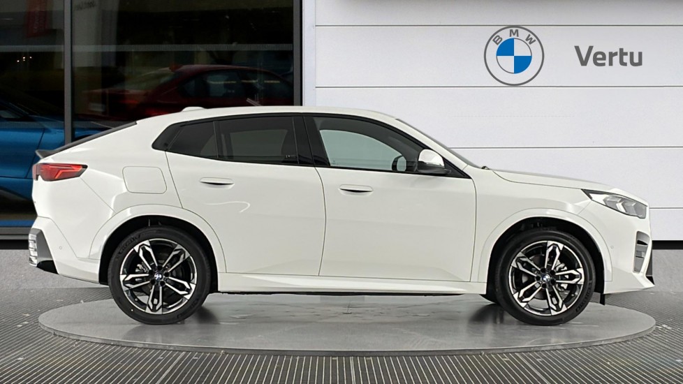 BMW iX2 150kW eDrive20 M Sport 65kWh 5dr Auto [Tech/Pro] Electric Hatchback - Image 3