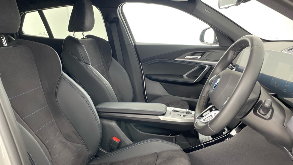 BMW iX2 150kW eDrive20 M Sport 65kWh 5dr Auto [Tech/Pro] Electric Hatchback - Image 11