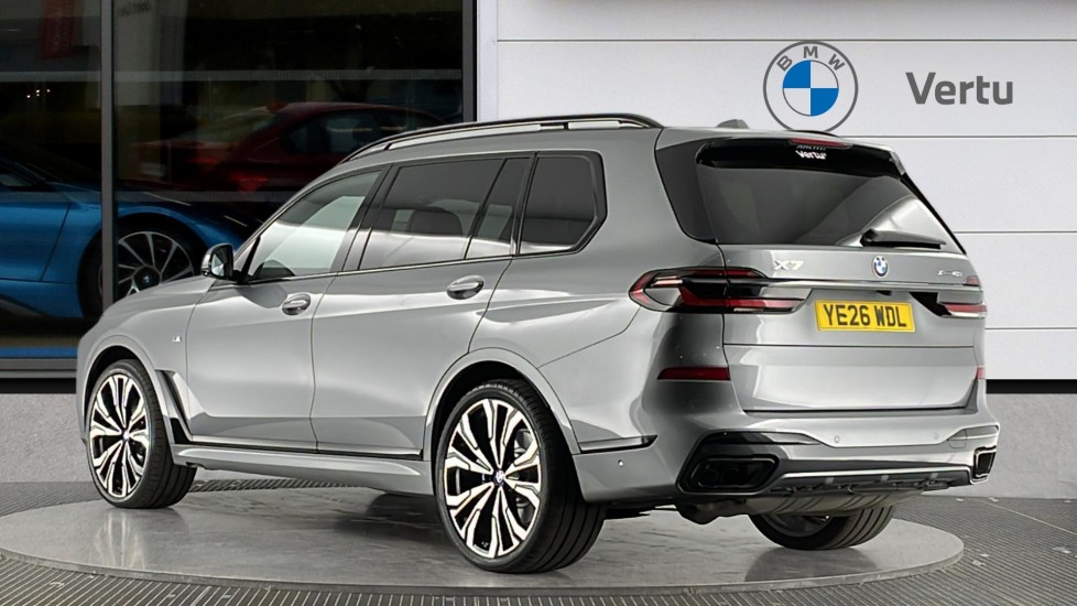 BMW X7 xDrive40i MHT M Sport 5dr Step Auto Petrol Estate - Image 2