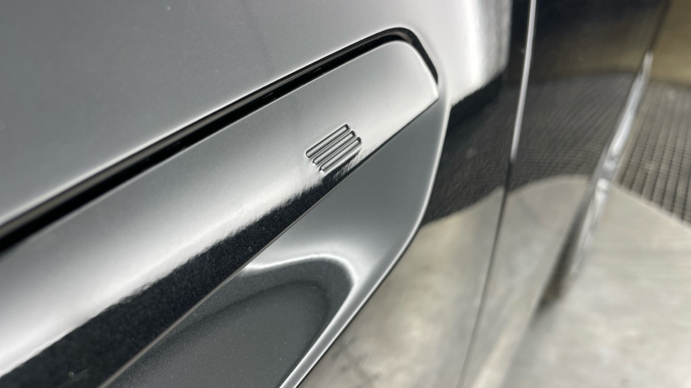 BMW X1 xDrive 25e M Sport 5dr Step Auto Estate - Image 25