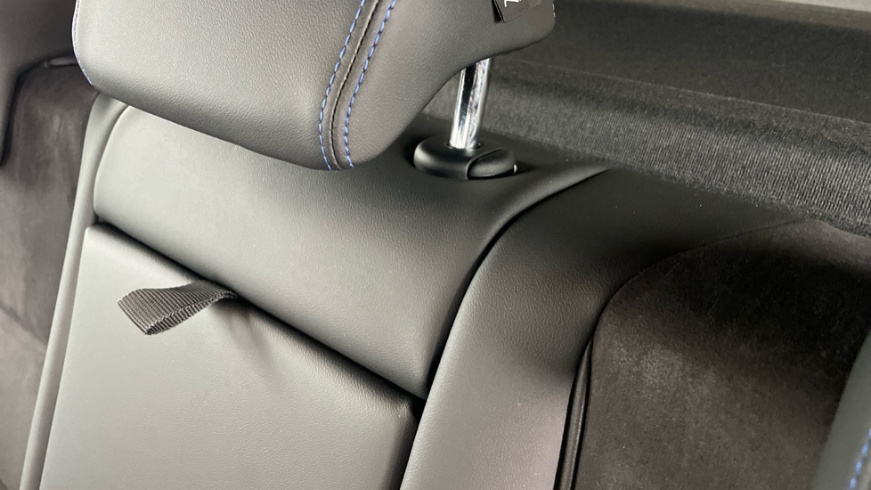 BMW X1 xDrive 25e M Sport 5dr Step Auto Estate - Image 35