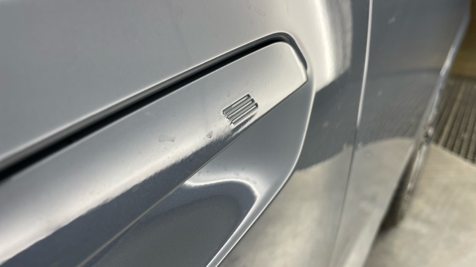 BMW X1 sDrive 20i MHT M Sport 5dr Step Auto Petrol Estate - Image 26