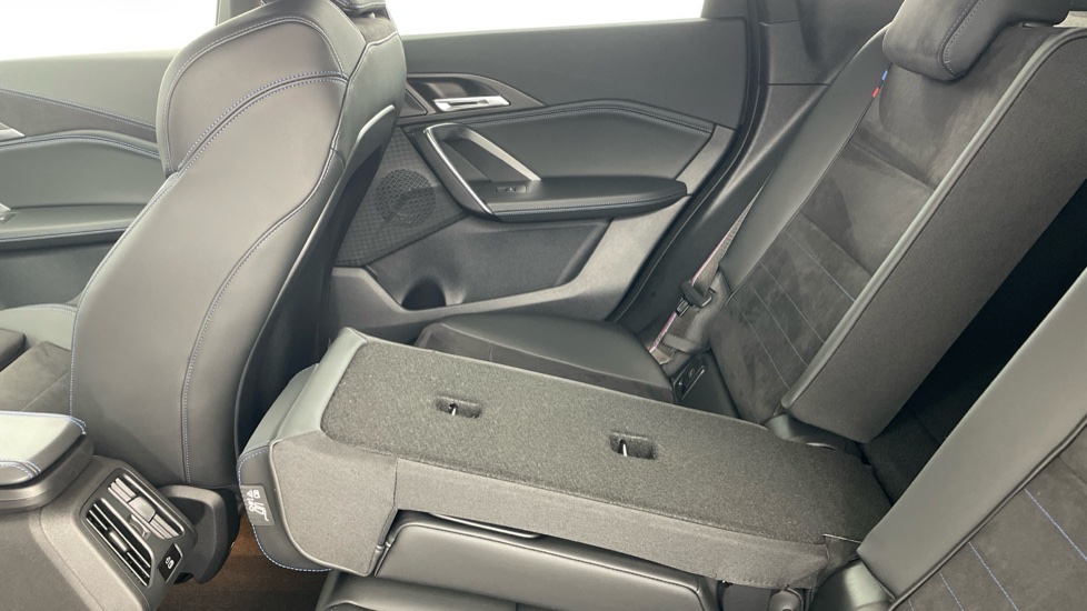 BMW iX1 150kW eDrive20 M Sport 65kWh 5dr Auto Electric Estate - Image 34