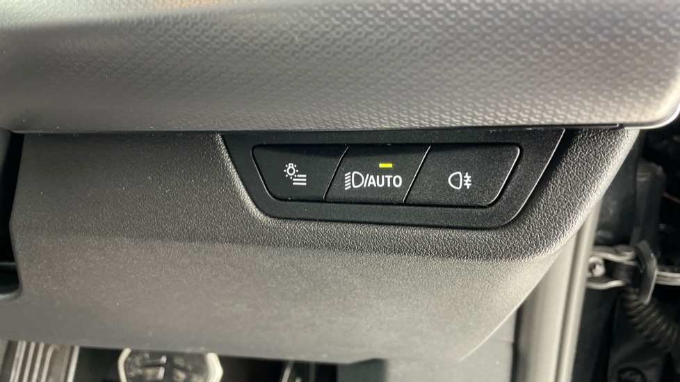 BMW iX1 150kW eDrive20 M Sport 65kWh 5dr Auto Electric Estate - Image 52