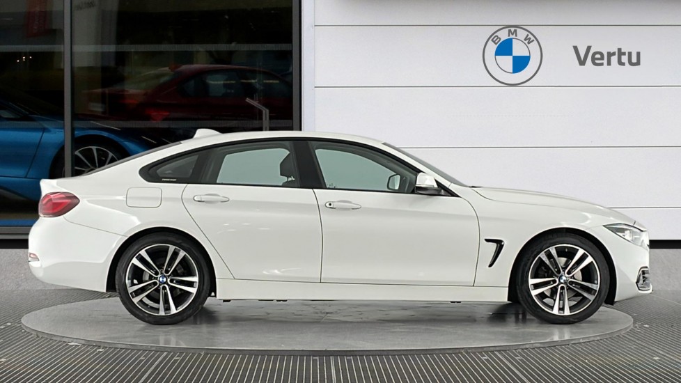 BMW 4 Series 420i Sport 5dr Auto Petrol Hatchback - Image 3