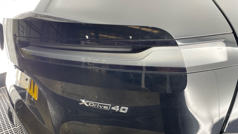 BMW iX 240kW xDrive40 M Sport Edition 76.6kWh 5dr Auto Electric Estate - Image 22