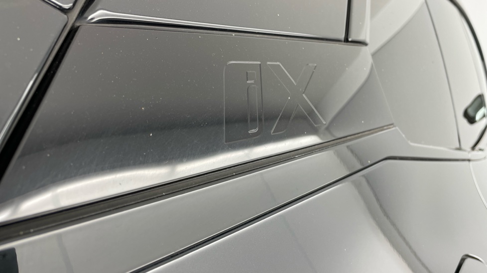 BMW iX 240kW xDrive40 M Sport Edition 76.6kWh 5dr Auto Electric Estate - Image 49