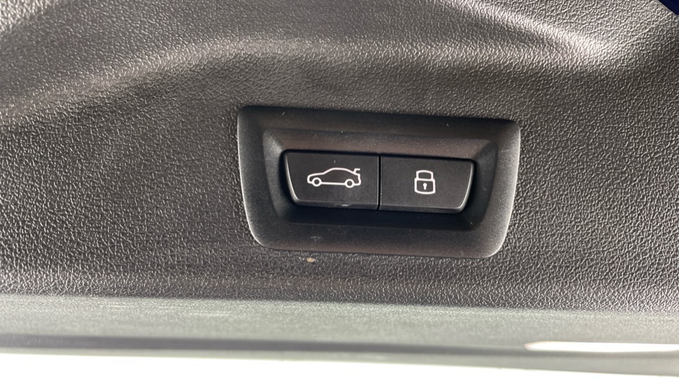 BMW X5 xDrive40d MHT M Sport 5dr Auto [Tech Pack] Diesel Estate - Image 47