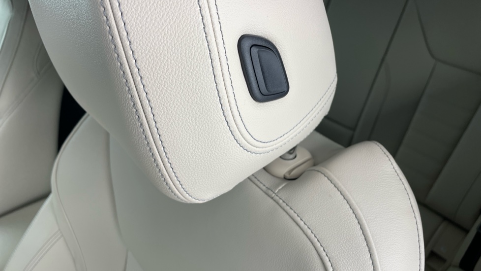 BMW 4 Series M440i xDrive MHT 2dr Step Auto Petrol Coupe - Image 29