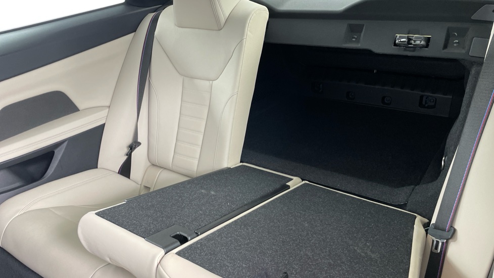 BMW 4 Series M440i xDrive MHT 2dr Step Auto Petrol Coupe - Image 38