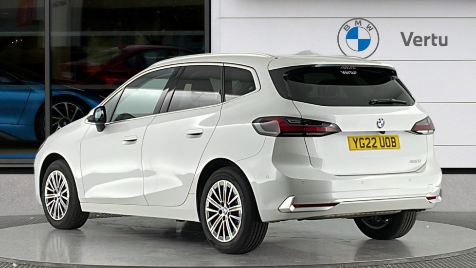 BMW 2 Series 220i MHT Luxury 5dr DCT Petrol Hatchback - Image 2