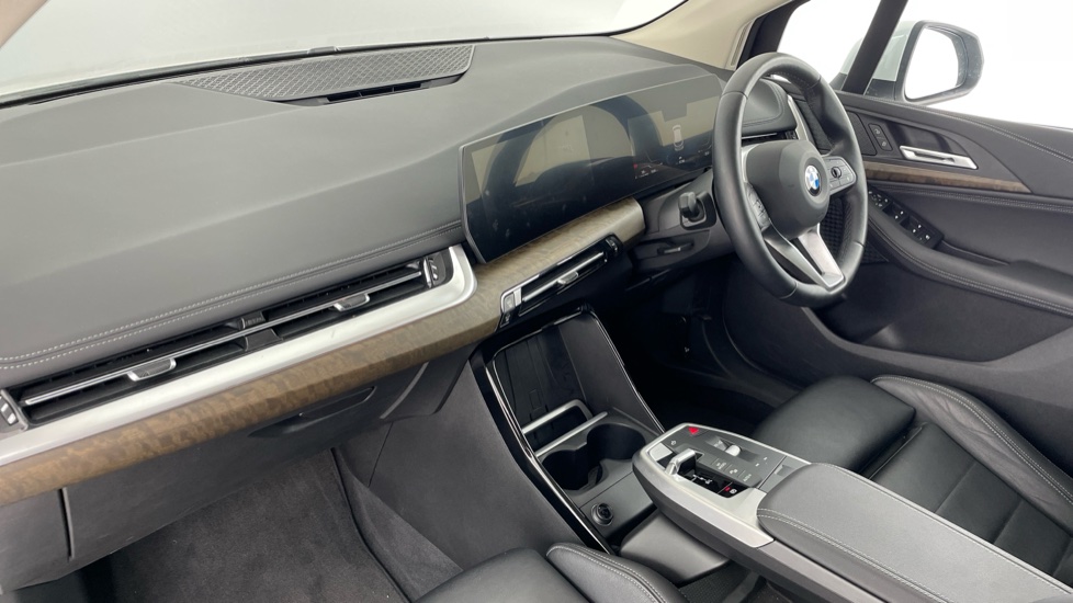 BMW 2 Series 220i MHT Luxury 5dr DCT Petrol Hatchback - Image 7