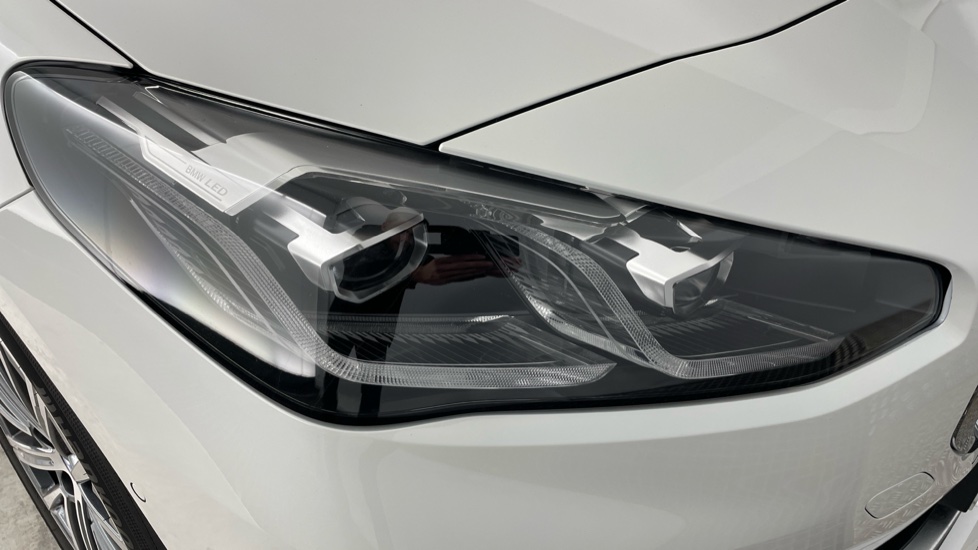BMW 2 Series 220i MHT Luxury 5dr DCT Petrol Hatchback - Image 23