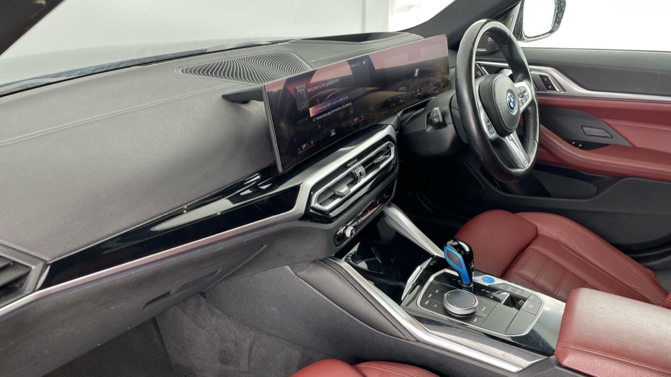 BMW i4 250kW eDrive40 M Sport 83.9kWh 5dr Auto Electric Hatchback - Image 7