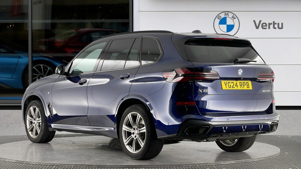 BMW X5 xDrive30d MHT M Sport 5dr Auto [Pro Pack] Diesel Estate - Image 2