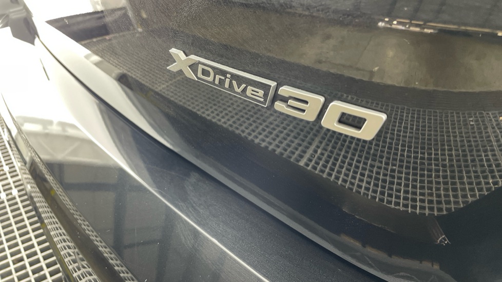 BMW iX1 230kW xDr30 MSport 65kWh 5dr Auto [Tech+/Pro/22kW] Electric Estate - Image 44