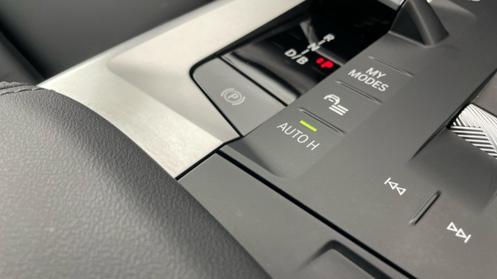 BMW iX1 230kW xDr30 MSport 65kWh 5dr Auto [Tech+/Pro/22kW] Electric Estate - Image 55