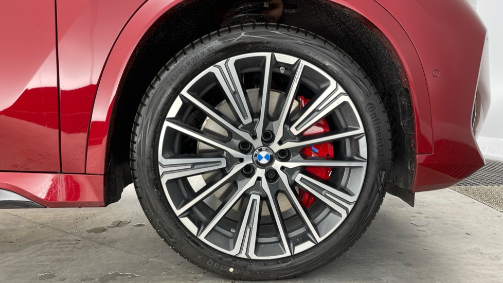 BMW iX1 230kW xDrive30 Shadow Edition 65kWh 5dr Auto Electric Estate - Image 14