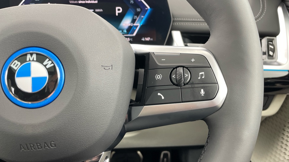 BMW iX1 230kW xDrive30 Shadow Edition 65kWh 5dr Auto Electric Estate - Image 18