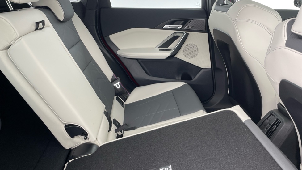 BMW iX1 230kW xDrive30 Shadow Edition 65kWh 5dr Auto Electric Estate - Image 47