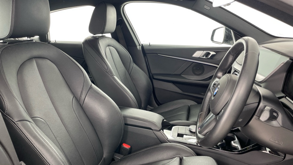 BMW 2 Series 218i [136] M Sport 4dr DCT Petrol Saloon - Image 11